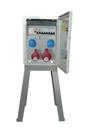 skrzynka-elektryczna-ip65-xc1632wr-ze-stojakiem