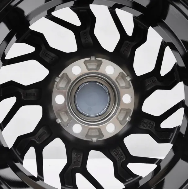 felgi-18-toyota-cruiser-liczba-felg-w-ofercie-4-szt