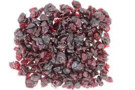 zurawina-drobno-krojona-o-smaku-truskawki-250-g-do-deserow-musli-granoli