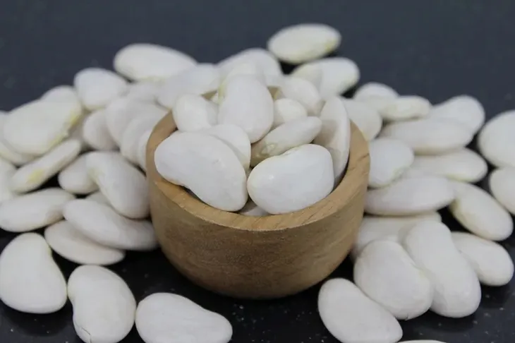 fasola-duza-lima-200g-produkt-nie-zawiera-antyzbrylaczy-barwnikow-cholesterolu-cukru-drozdzy-gmo-jajek-konserwantow-laktozy-nabialu-oleju-palmowego-tluszczy-trans-utwardzanych