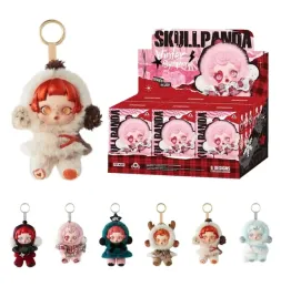 zimowa-edycja-niespodzianka-2025-skullpanda-blind-box-brelok