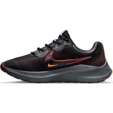 zoom-winflo-8-shield-marka-nike
