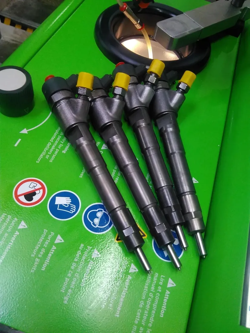 0-445-110-139-wtryskiwacz-bosch