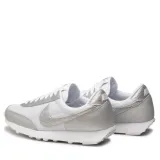 daybreak-marka-nike