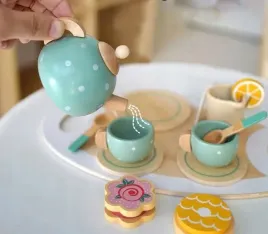drewniany-zestaw-do-herbaty-dla-dzieci-akcesoria-herbaciarka-talerzyki-taca