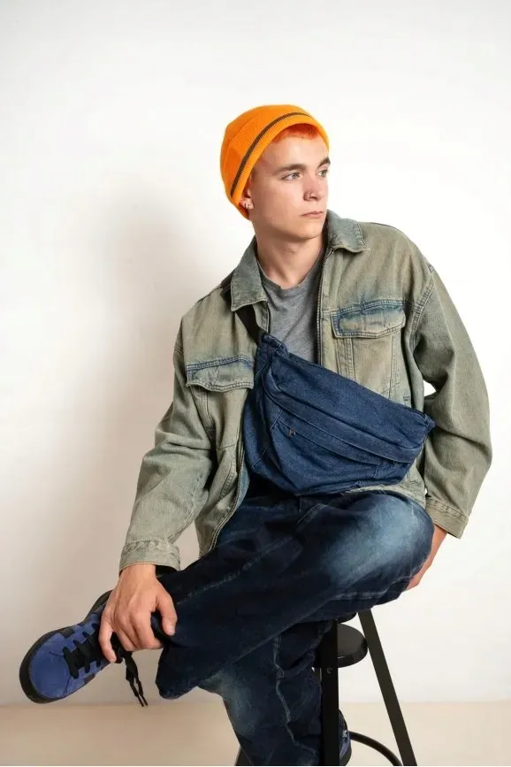 nerka-miley-granatowy