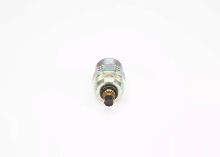 f-002-d20-501-elektromagnes-bosch-producent-czesci-bosch