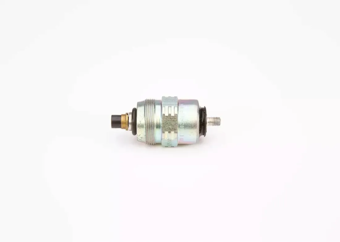 f-002-d20-501-elektromagnes-bosch-stan-nowy