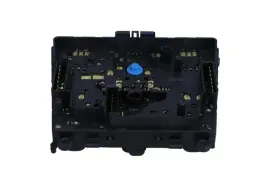 50-0383-przelacznik-podnosnika-szyby-db-ml-w163-maxgear
