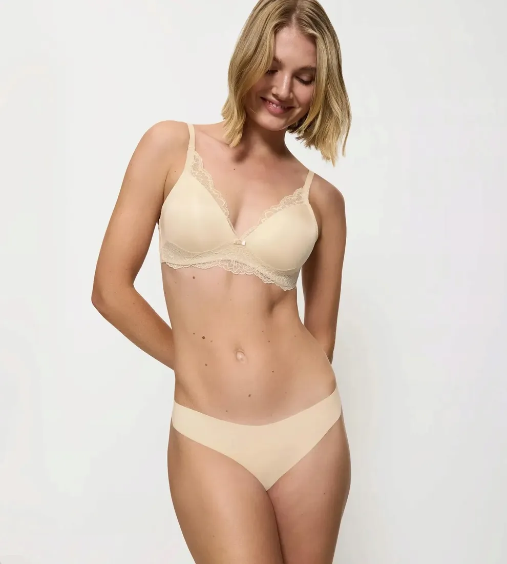 majtki-damskie-triumph-pretty-micro-string-m-stan-nowy