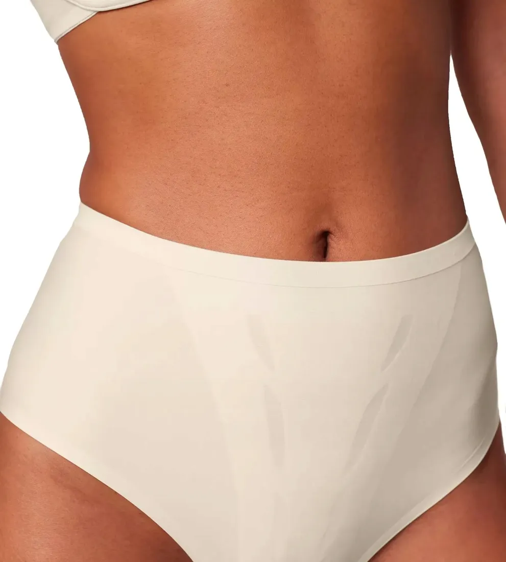 majtki-modelujace-triumph-triumph-shape-smart-maxi-l