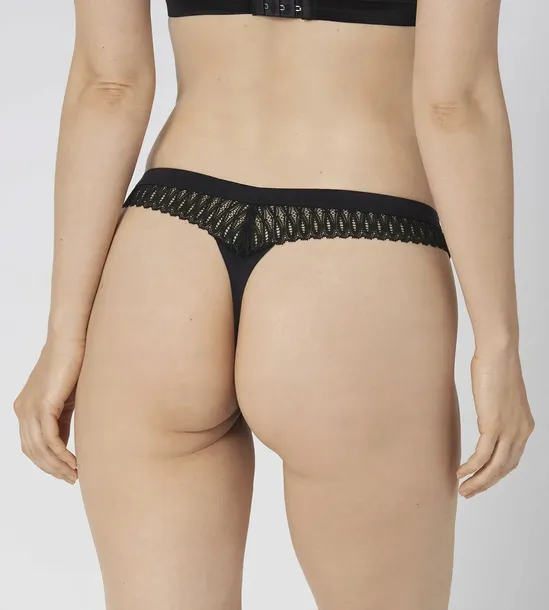 stringi-damskie-triumph-aura-spotlight-high-leg-string-38-cechy-dodatkowe-jednokolorowe-koronka