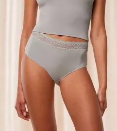 majtki-damskie-triumph-feel-of-modal-midi-xs