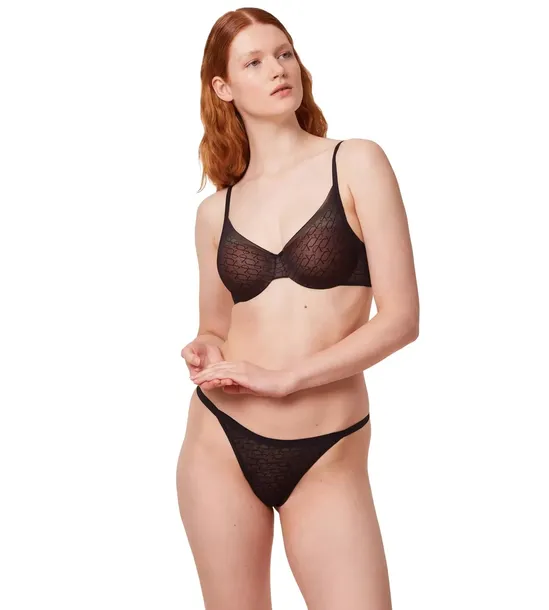 stringi-damskie-triumph-signature-sheer-string-38-kolor-czarny
