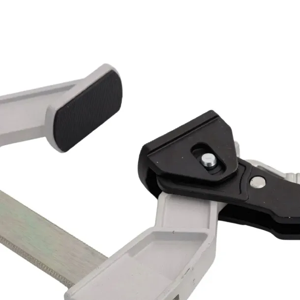 scisk-stolarski-90x300mm-stan-nowy-marka-inna