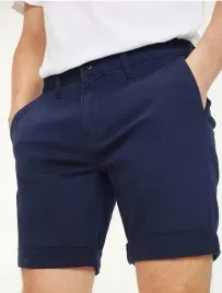 tommy-jeans-spodenki-meskie-szorty-przed-kolano-essential-chino-short-r-28