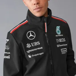 kurtka-meska-softshell-czarna-team-mercedes-amg-f1-roz-s