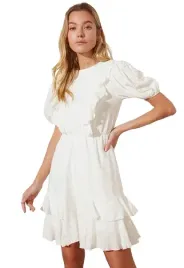 trendyol-sukienka-biala-przed-kolano-casual-36-mqs