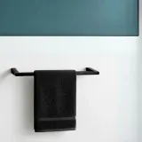 wieszak-qarx-model-3-black-marka-balneo