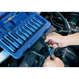 zestaw-do-naprawy-wtyczek-elektrycznych-plastikowa-walizka-9dt11-king-tony