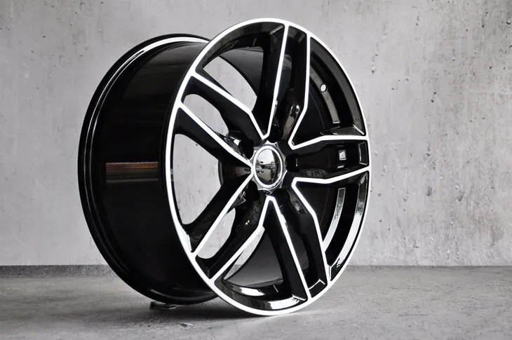 felgi-20-audi-e-tron-waga-z-opakowaniem-120-kg