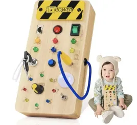 drewniana-tablica-sensoryczna-edukacyjna-led-montessori-wlacznikami-swiatla