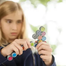 lamiglowka-coggy-gra-logiczna-fat-brain-toys