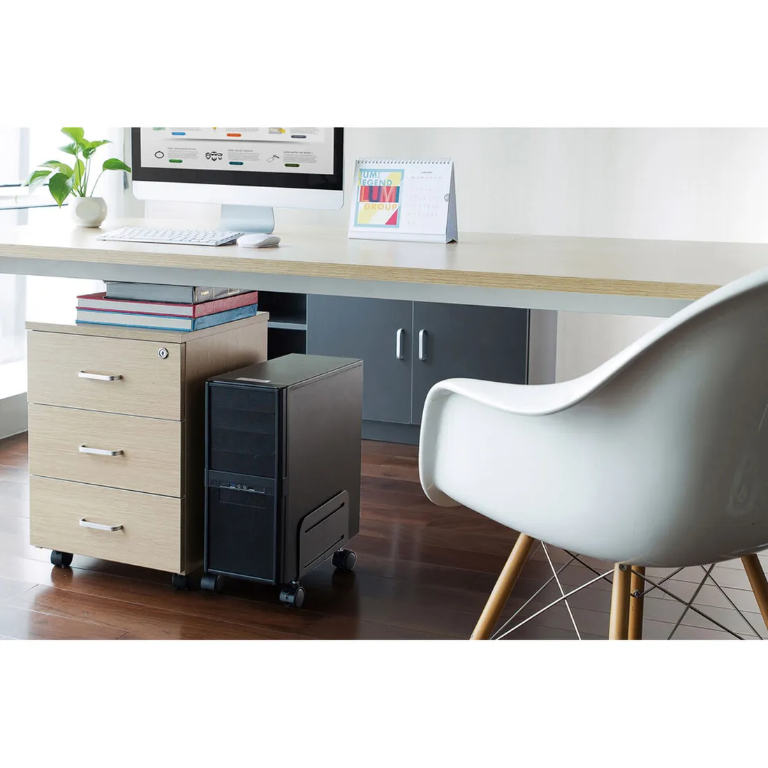 stojak-do-cpu-z-kolkami-neomounts-cpu-m100black