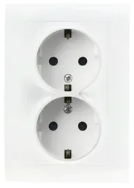 gniazdo-podwojne-schuko-typ-f-biale-wesa-lc-15