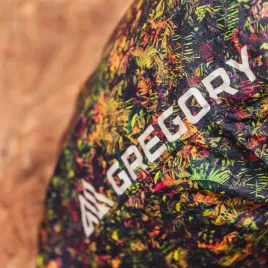 pokrowiec-przeciwdeszczowy-na-plecak-turystyczny-gregory-raincover-s-do-30