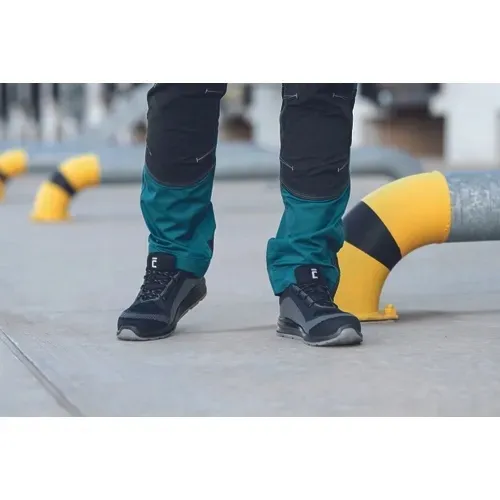 zurrum-mf-esd-s1p-src-polbuty-szary-44-kod-oznaczenia-ochronnego-a-obuwie-antyelektrostatyczne-e-absorbcja-energii-w-czesci-pietowej-fo-dpornosc-podeszew-na-olej-napedowy-pl-odpornosc-na-przebicie-przy-srednicy-trzpienia-testowego-45mm-wkladka-niemetalowa-ps-odpornosc-na-przebicie-przy-srednicy-trzpienia-testowego-30mm-wkladka-niemetalowa-src-odpornosc-na-poslizg-na-obydwu-podlozach-sr-odpornosc-na-poslizg-na-posadzce-z-plytek-ceramicznych-pokrytej-gliceryna