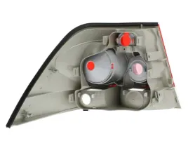 lampa-zespolonych-swiatel-tylnych-442-1959r-ld-ue-dep