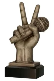 puchar-statuetka-trofeum-mikrofon-karaoke-muzyka-spiew-grawer
