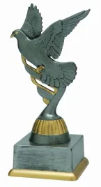 puchar-statuetka-nagroda-golab-golebiarstwo-ptak-zawody-grawer