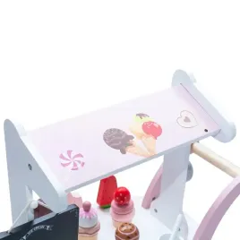 drewniana-lodziarnia-kolka-sunday-funday-kreda-gratis-cukiernia-lody-wozek