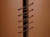 stolik-kawowy-livin-hill-modig-do-salonu-50x50-cm-brazowy-czerwony-kolor-frontow-czerwony
