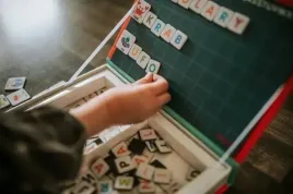 ukladanka-magnetibook-polski-alfabet-janod-3