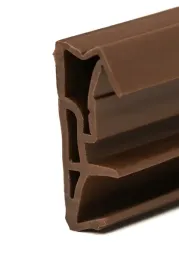 uszczelka-do-drzwi-zewnetrznych-wytrzymala-stabilna-brazowa-6-mb