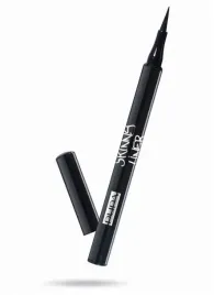 eyeliner-w-pisaku-matowe-pupa-czarny