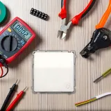 simon-basic-przycisk-dzwonka-lacznik-dzwonkowy-modul-bialy-bmd1-01-11-typ-klasyczny-podtynkowy