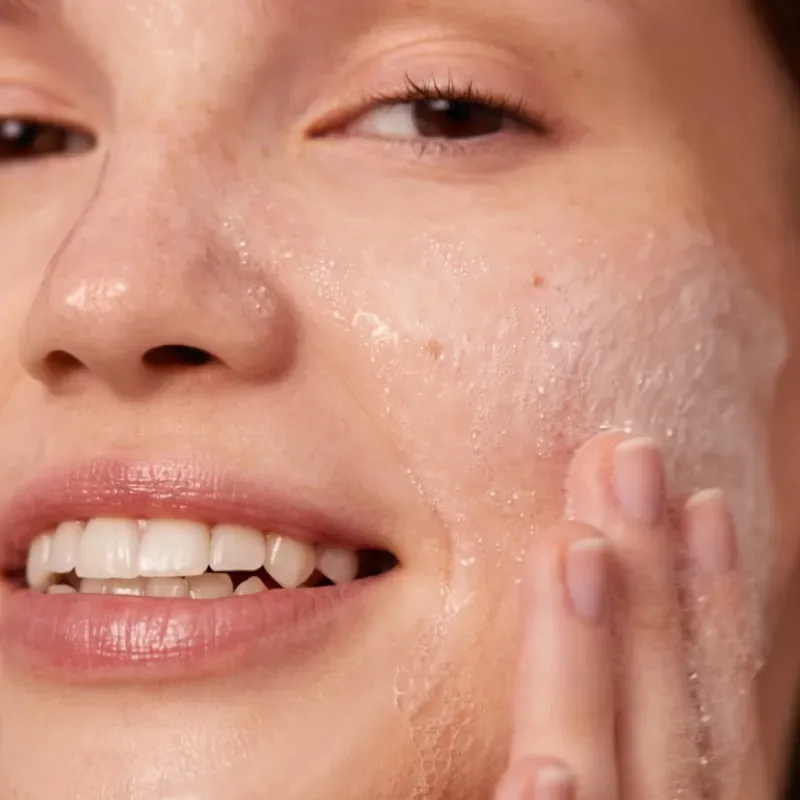 nivea-rose-touch-zel-micelarny-150ml