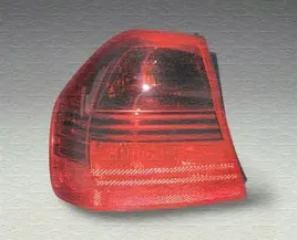 714027630701-lampa-tyl-l-czesc-zewnetrzna-kolor-kierunkowskazu-dymiony