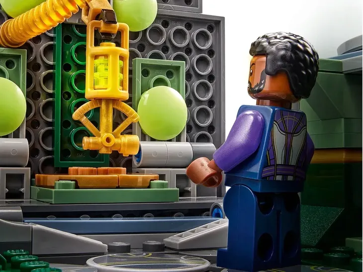 lego-76156-marvel-domo-powstaje-marka-lego