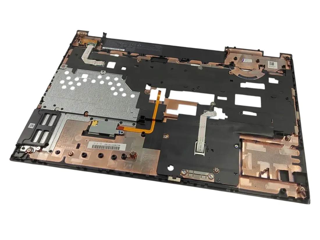 obudowa-do-laptopa-lenovo-thinkpad-l570