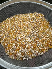 sruta-kukurydziana-mielona-kukurydza-pasza-25kg