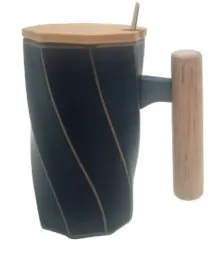 kubek-ceramiczny-z-lyzeczka-przykrywka-czarny-153536-400ml