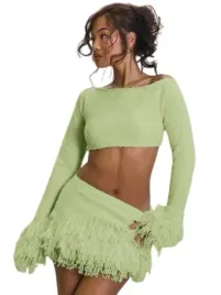 shein-zielony-krotki-top-z-dlugimi-rekawami-i-fredzlami-s-1gp