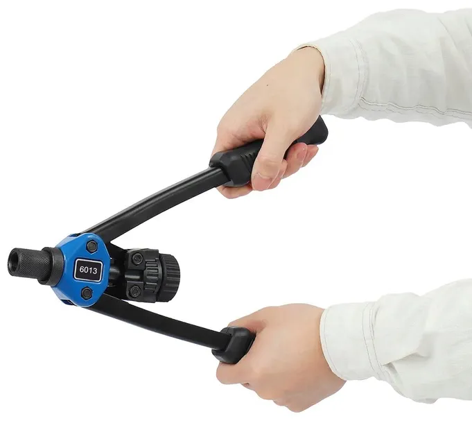 nitownica-reczna-do-nitonakretek-nity-m3-m4-m5-m6-m8-m10-m12-walizka-zasilanie-reczne-stan-nowy