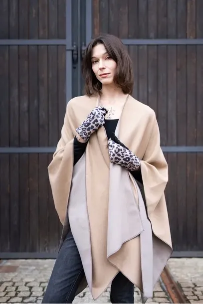 ponczo-eris-czarny-kolor-czarny