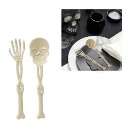 sztucce-na-halloween-lyzka-widelec-czacha-szkielet-6szt